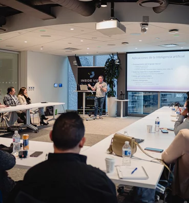 Sesión de pitching empresarial